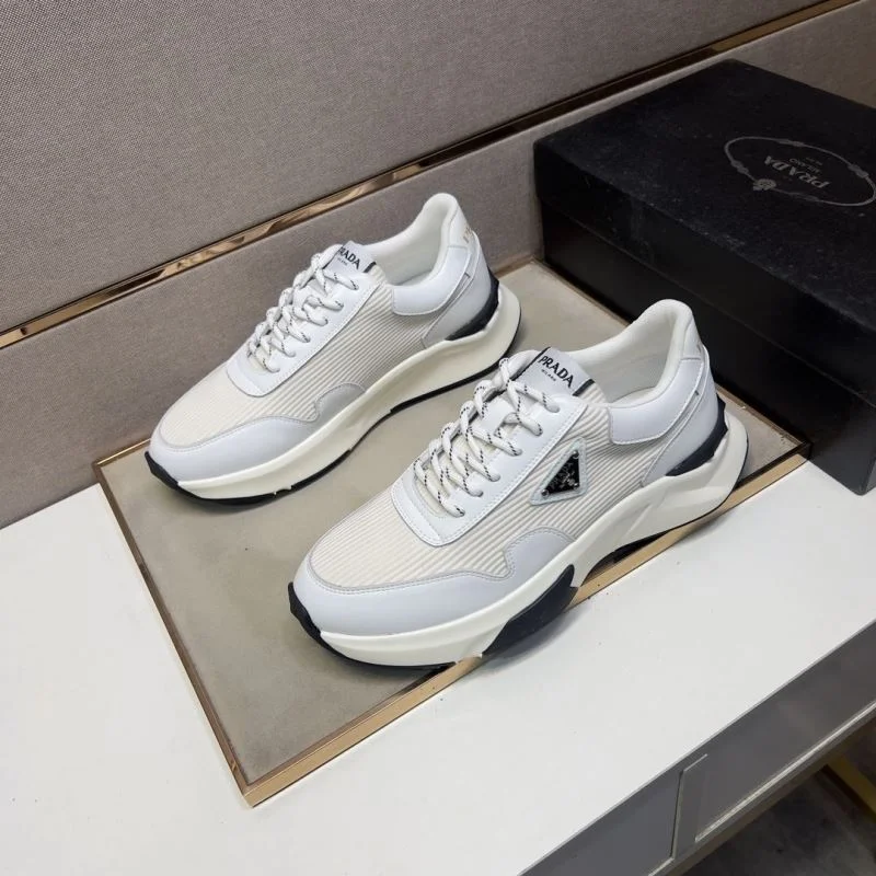 Prada Low Shoes Premium 35579