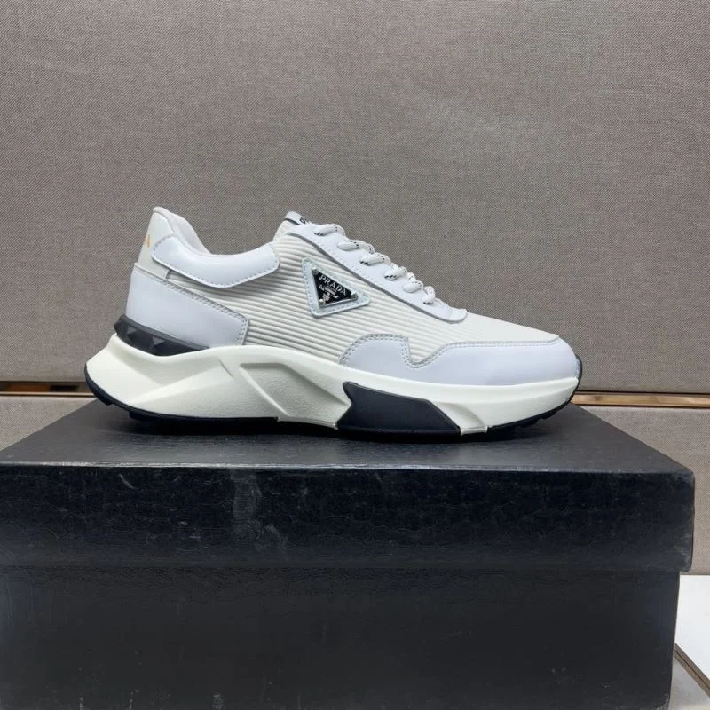 Prada Low Shoes Premium 35579