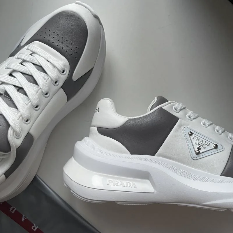 Prada Low Shoes Colorful 35576