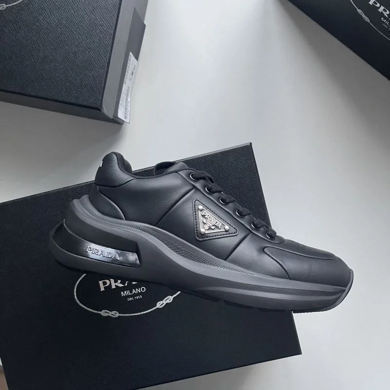 Prada Low Shoes Timeless 35566