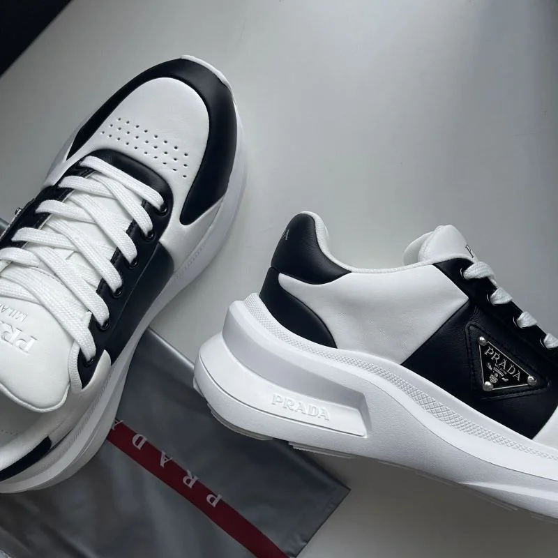 Prada Low Shoes FreshLook 35554
