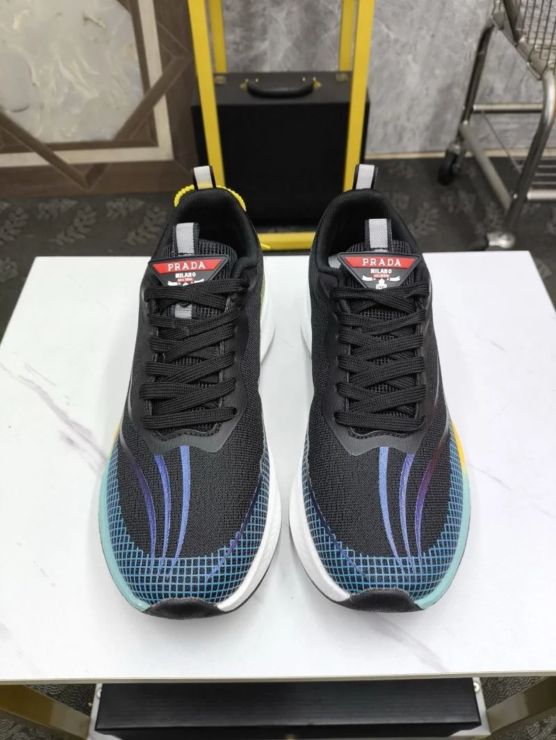 Comfortable Prada Low Shoes 35557