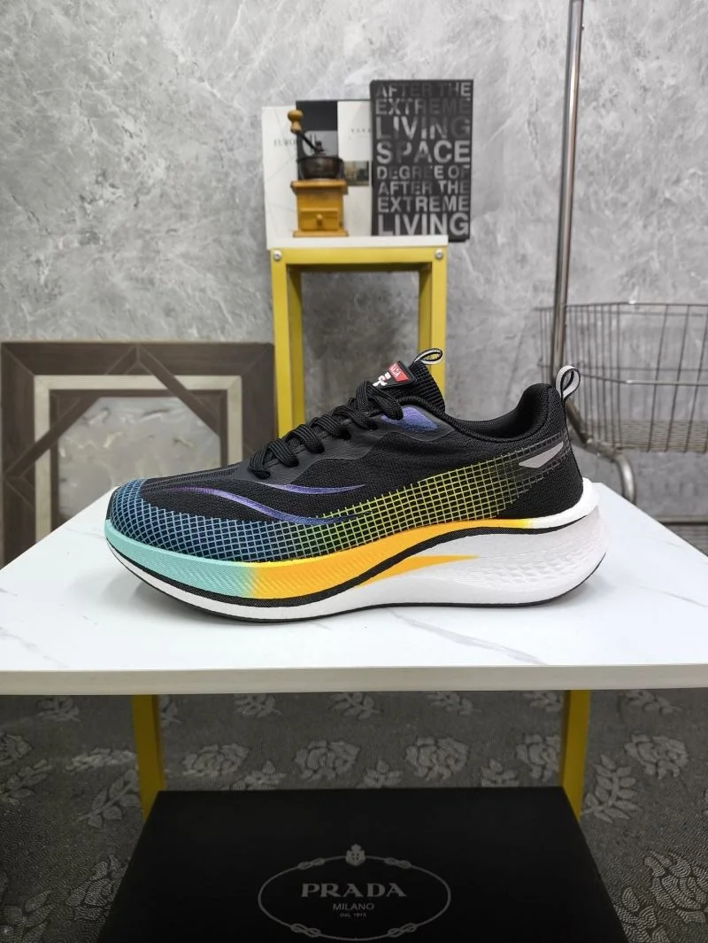 Comfortable Prada Low Shoes 35557