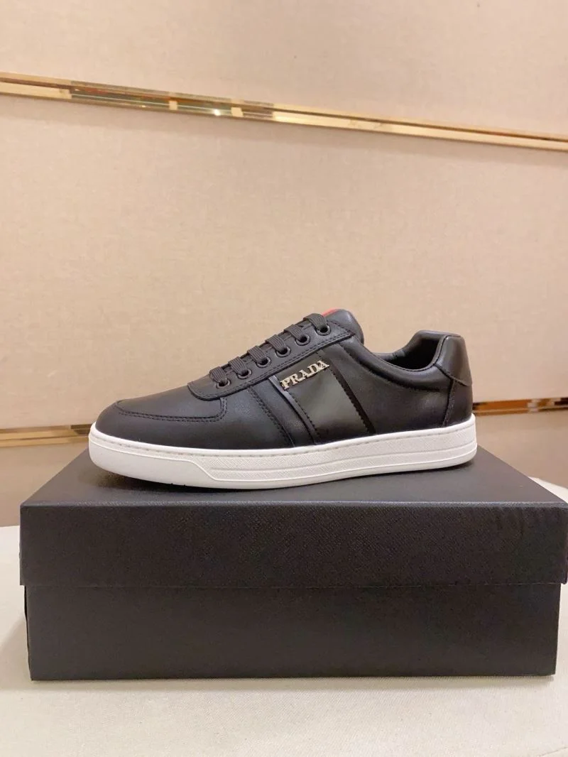 Prada Low Shoes HighQuality 35550