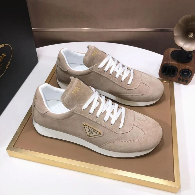Prada Low Shoes StreetReady 35544