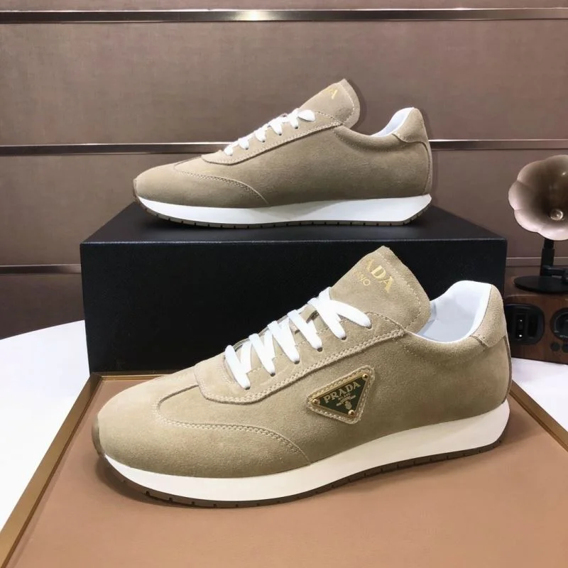 Prada Low Shoes Vibrant 35543