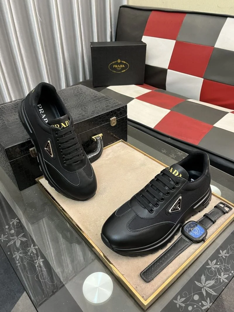 Prada Low Shoes Snug 35540