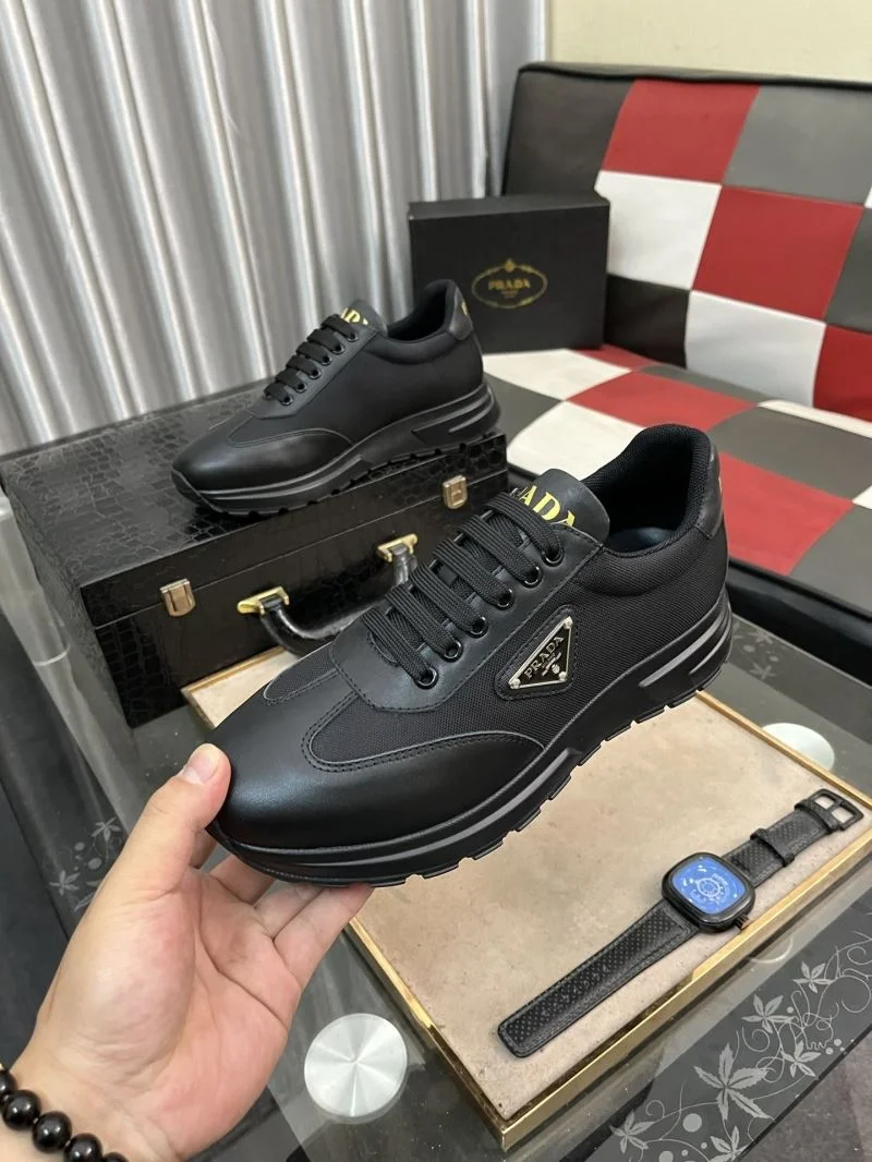 Prada Low Shoes Snug 35540