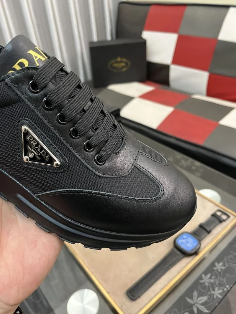 Prada Low Shoes Snug 35540