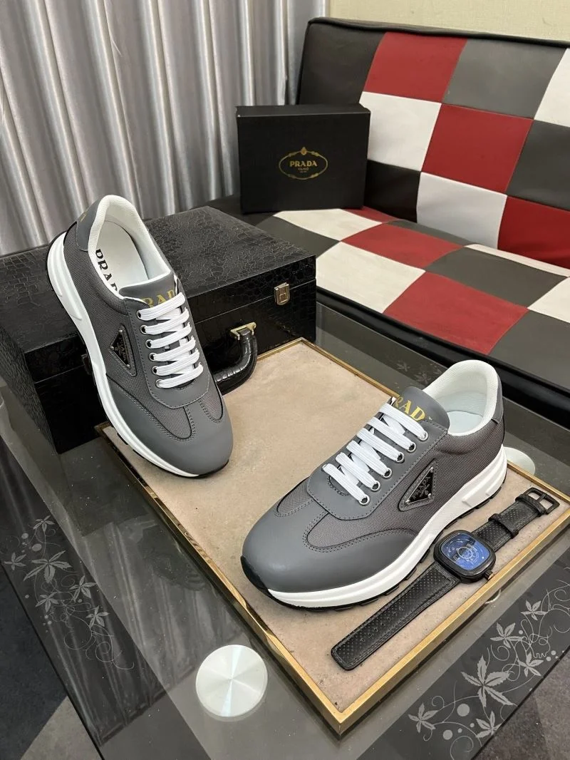 Prada Low Shoes ComfortFit 35533