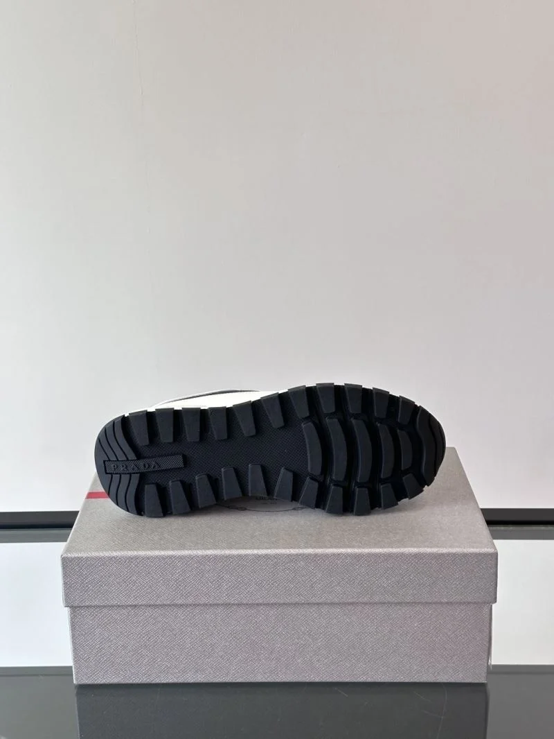 Prada Low Shoes GoodFit 35523