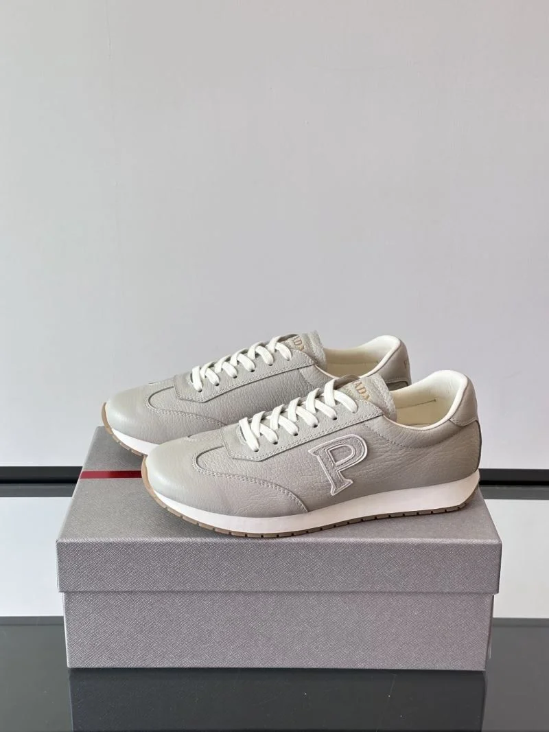 Prada Low Shoes Vibrant 35525