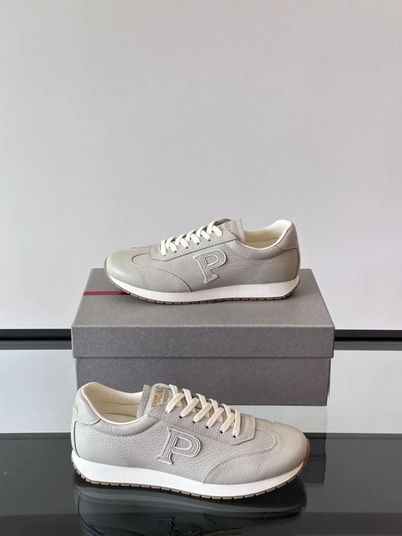 Prada Low Shoes Vibrant 35525