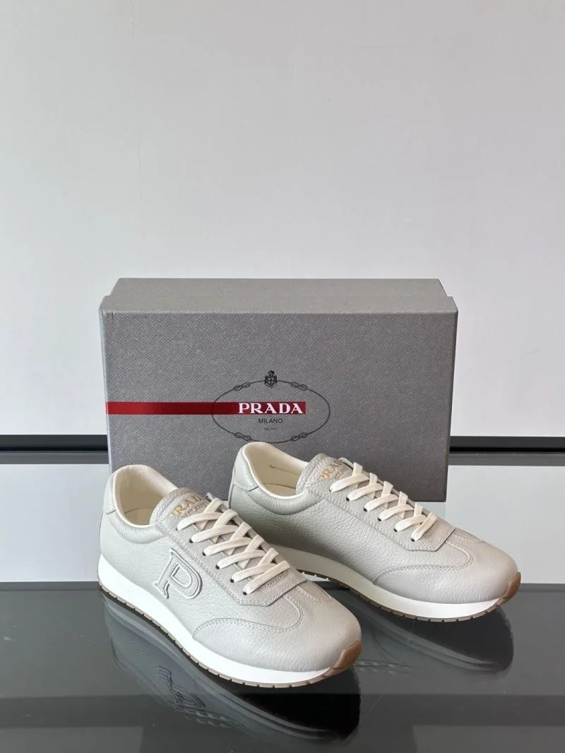 Prada Low Shoes Vibrant 35525