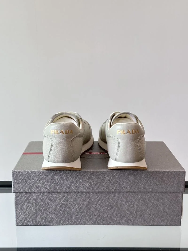 Prada Low Shoes Vibrant 35525