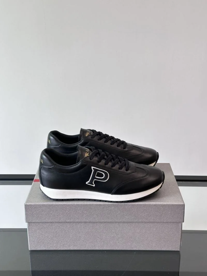 Prada Low Shoes RelaxedFit 35539
