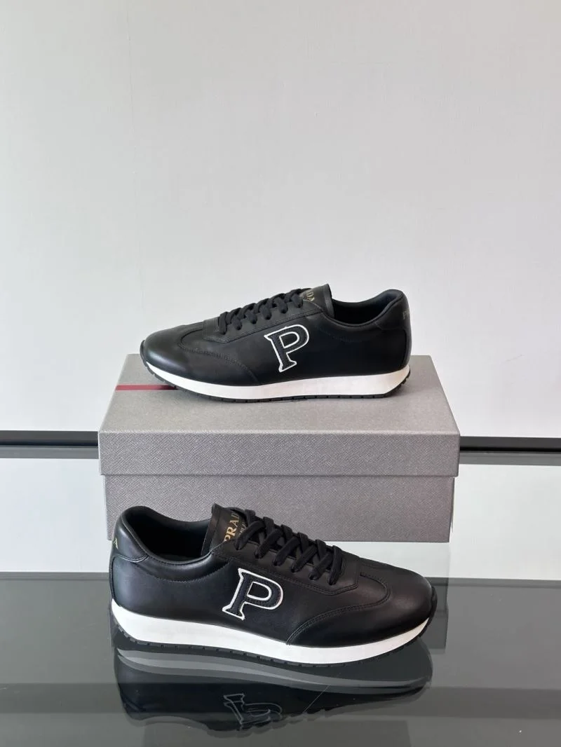 Prada Low Shoes RelaxedFit 35539