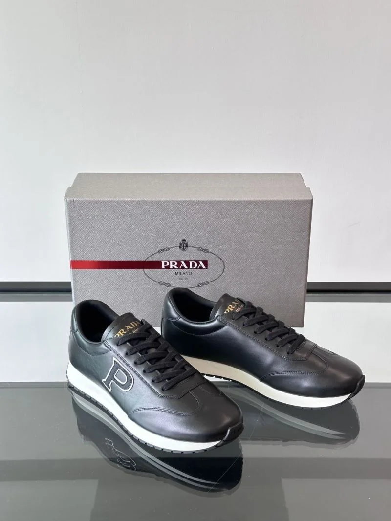 Prada Low Shoes RelaxedFit 35539