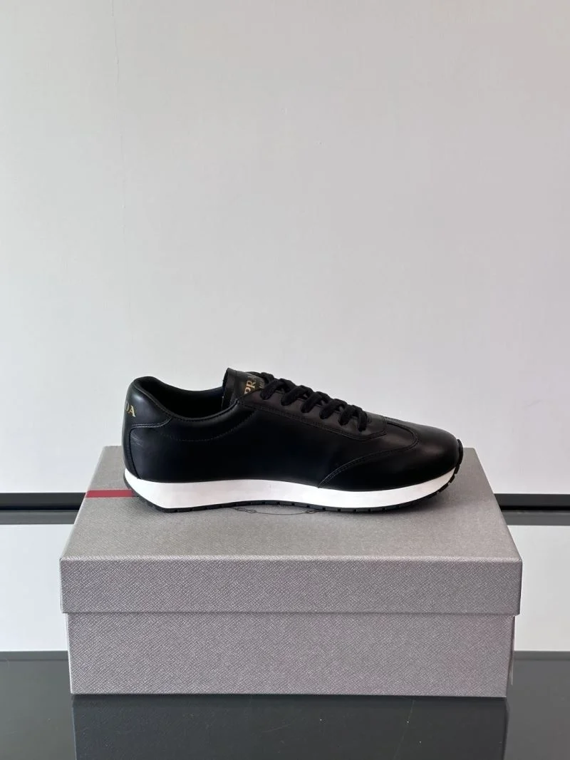 Prada Low Shoes RelaxedFit 35539