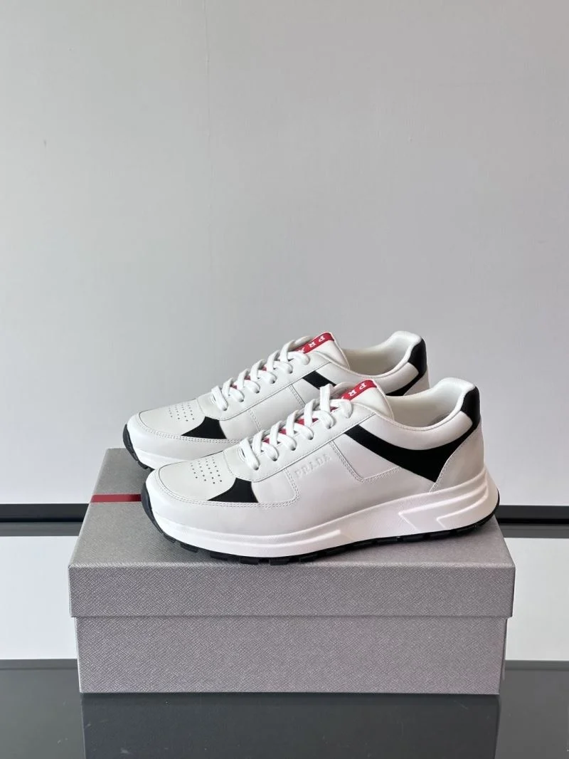 UrbanStyle Prada Low Shoes 35522