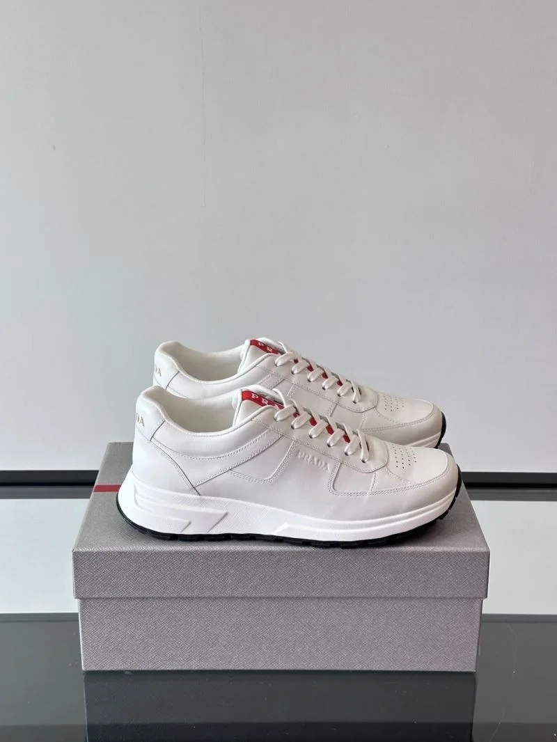 Prada Low Shoes Youthful 35526