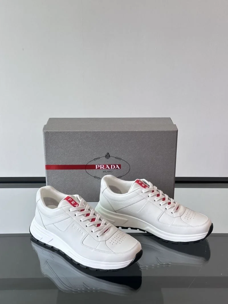 Prada Low Shoes Youthful 35526