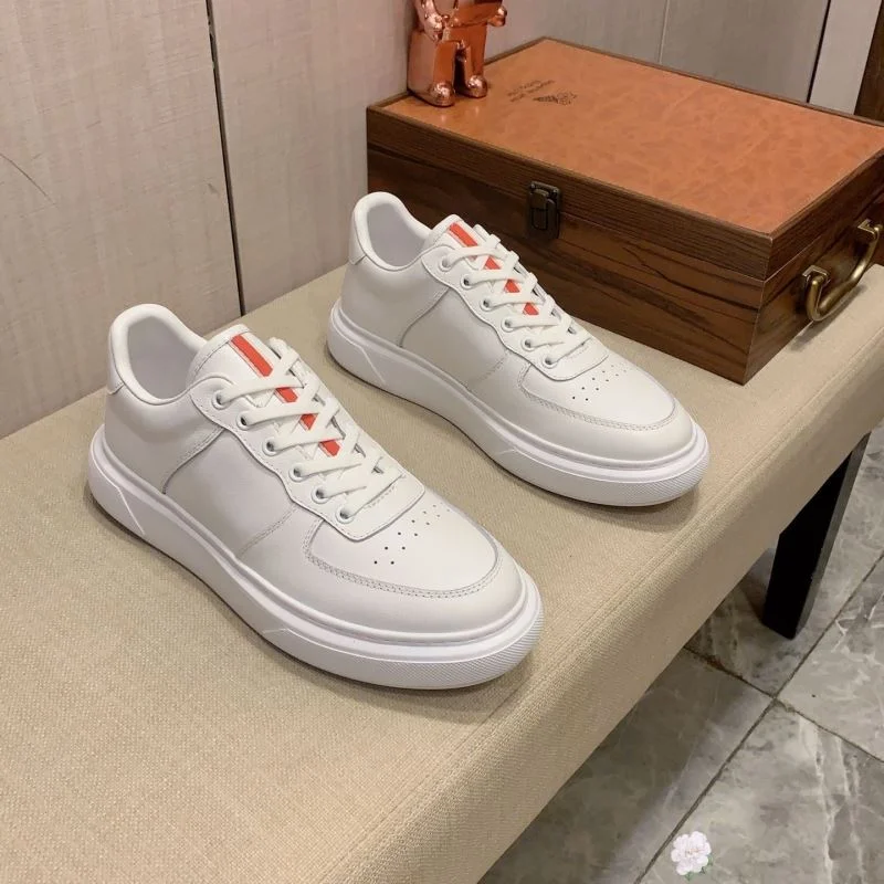 Prada Low Shoes Attractive 35537