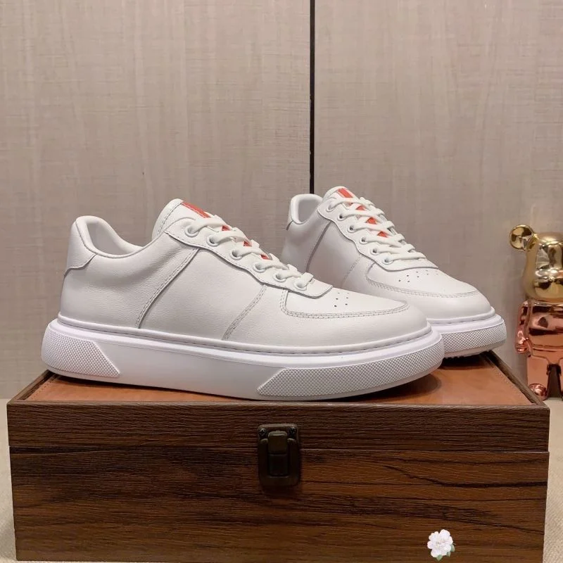 Prada Low Shoes Attractive 35537