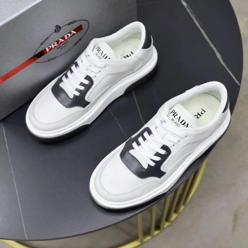 Prada Low Shoes MultiPurpose 35504