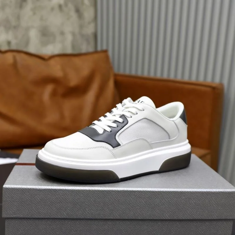 Prada Low Shoes MultiPurpose 35504