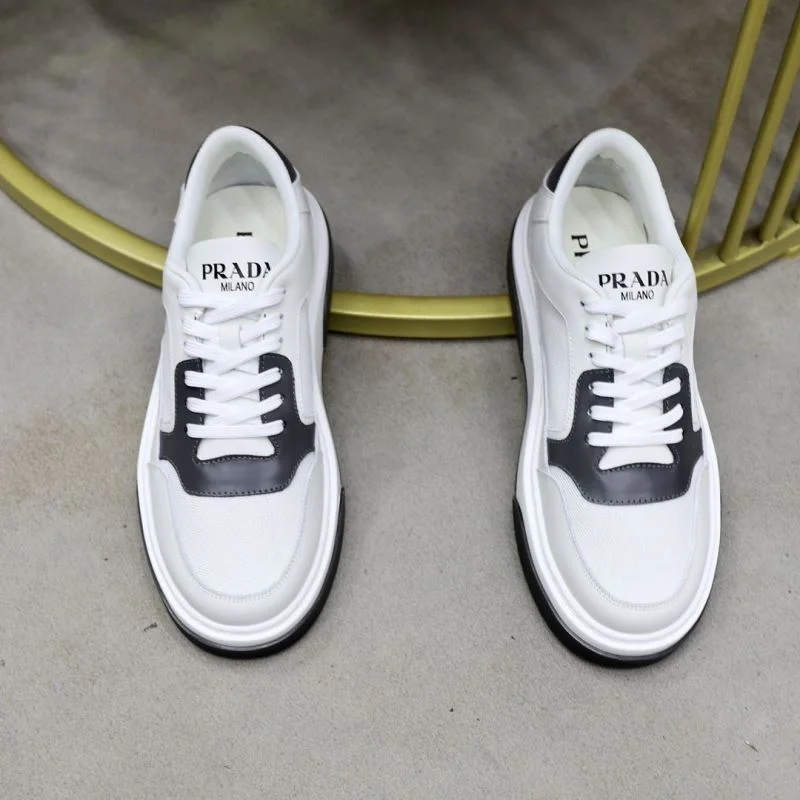 Prada Low Shoes MultiPurpose 35504