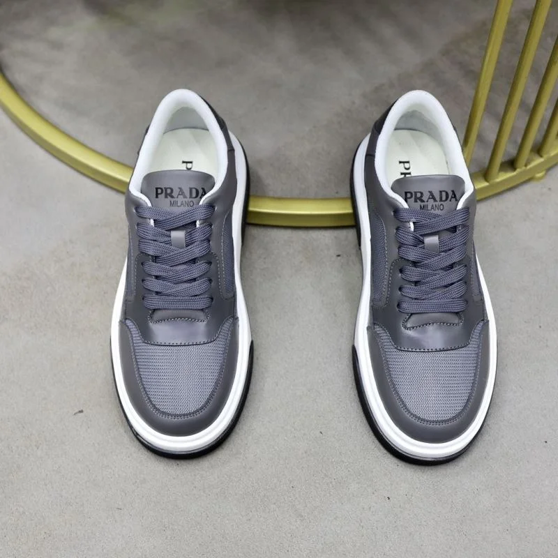 FashionForward Prada Low Shoes 35509