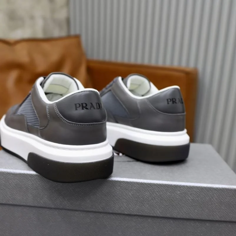 FashionForward Prada Low Shoes 35509