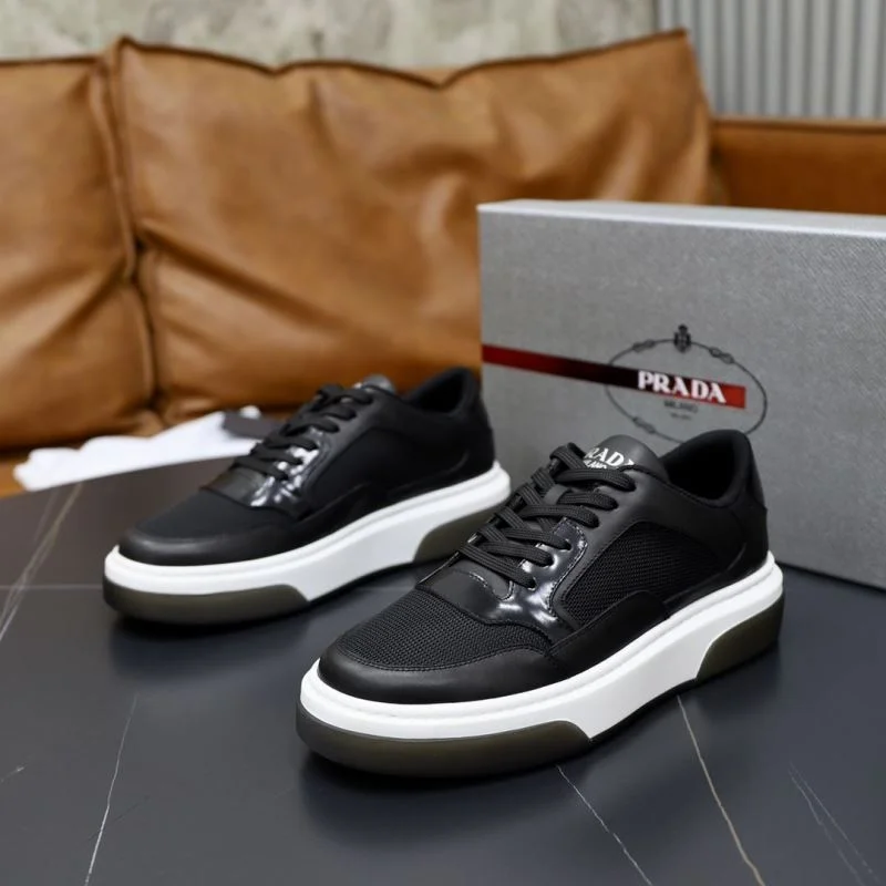Prada Low Shoes EyeCatching 35510