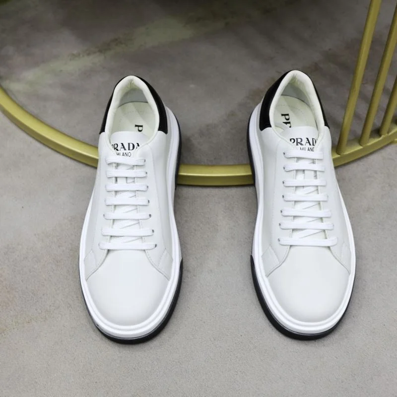 Lightweight Prada Low Shoes 35503