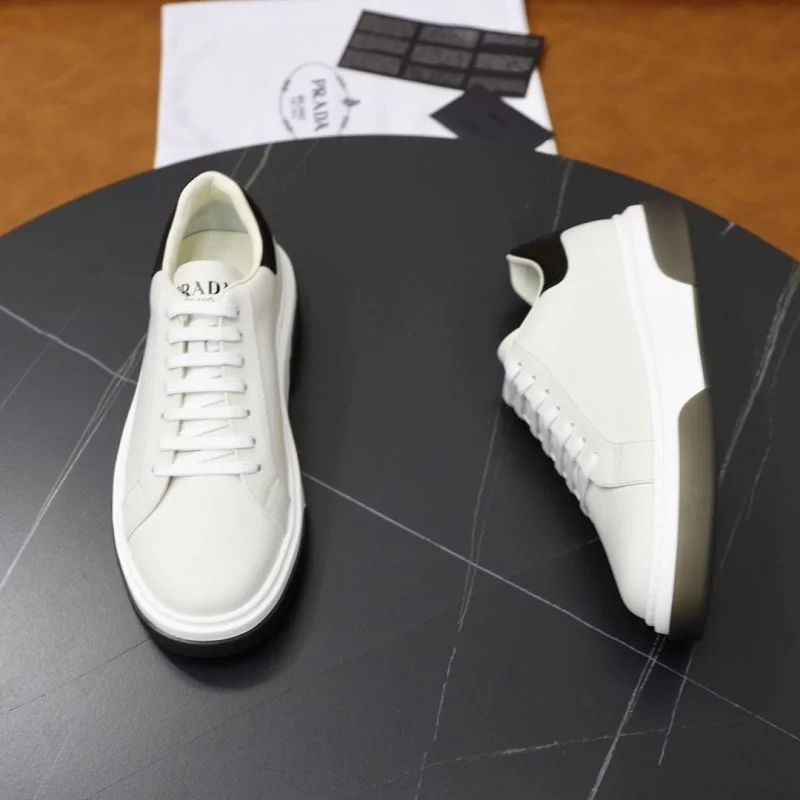Lightweight Prada Low Shoes 35503