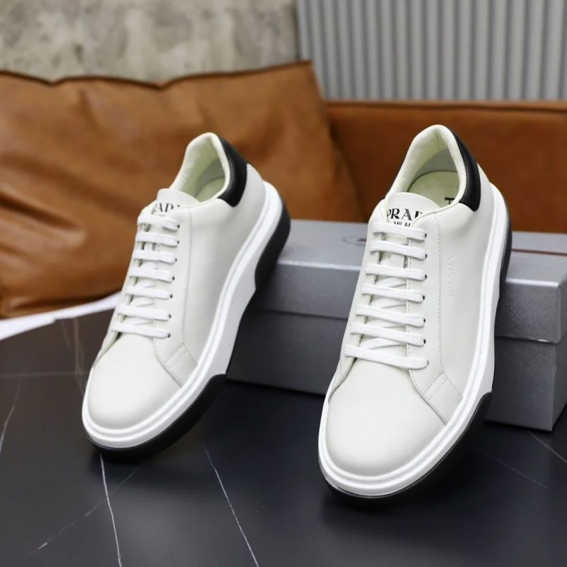 Lightweight Prada Low Shoes 35503