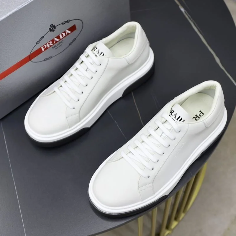 Prada Low Shoes Tailored 35502