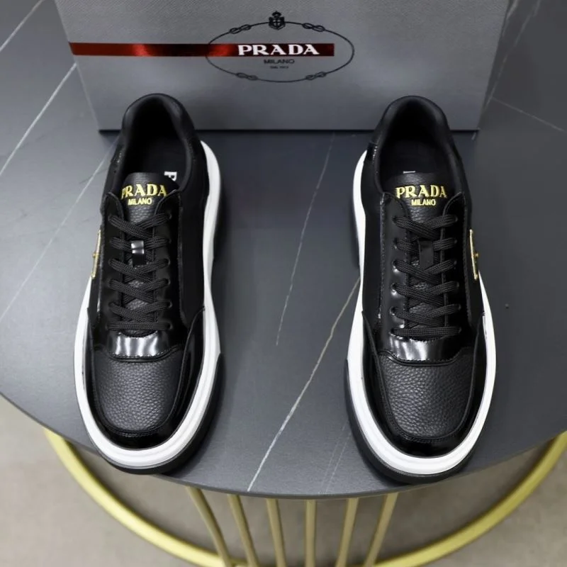 Trendy Prada Low Shoes 35501