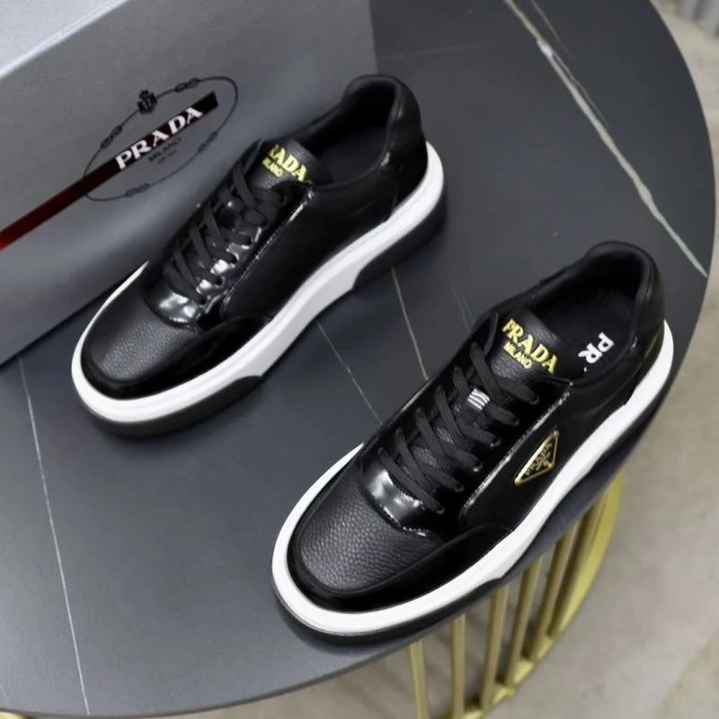 Trendy Prada Low Shoes 35501