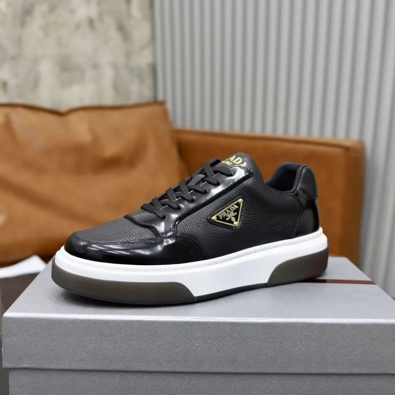 Trendy Prada Low Shoes 35501