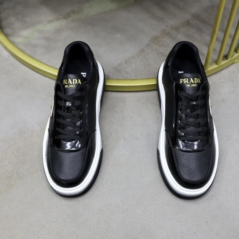 Trendy Prada Low Shoes 35501