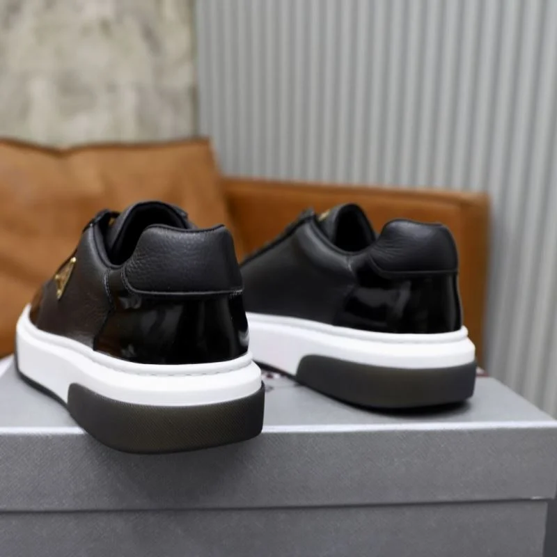 Trendy Prada Low Shoes 35501