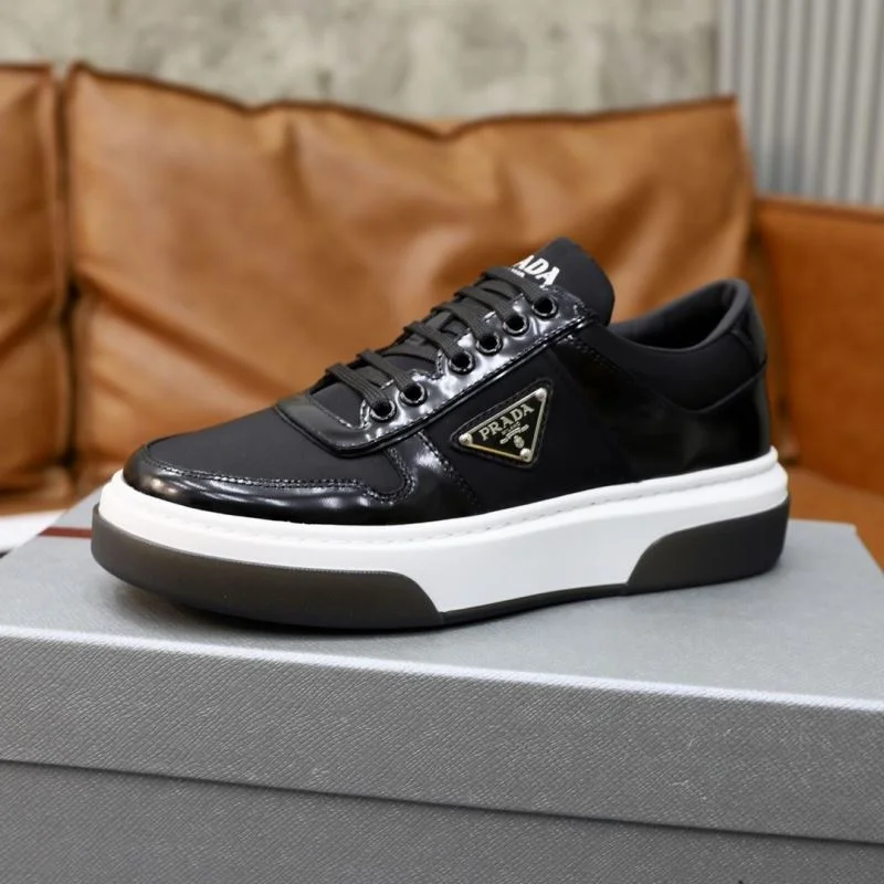QuickDry Prada Low Shoes 35496