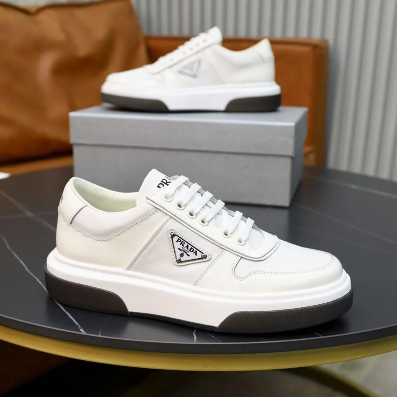 Prada Low Shoes Comfortable 35481