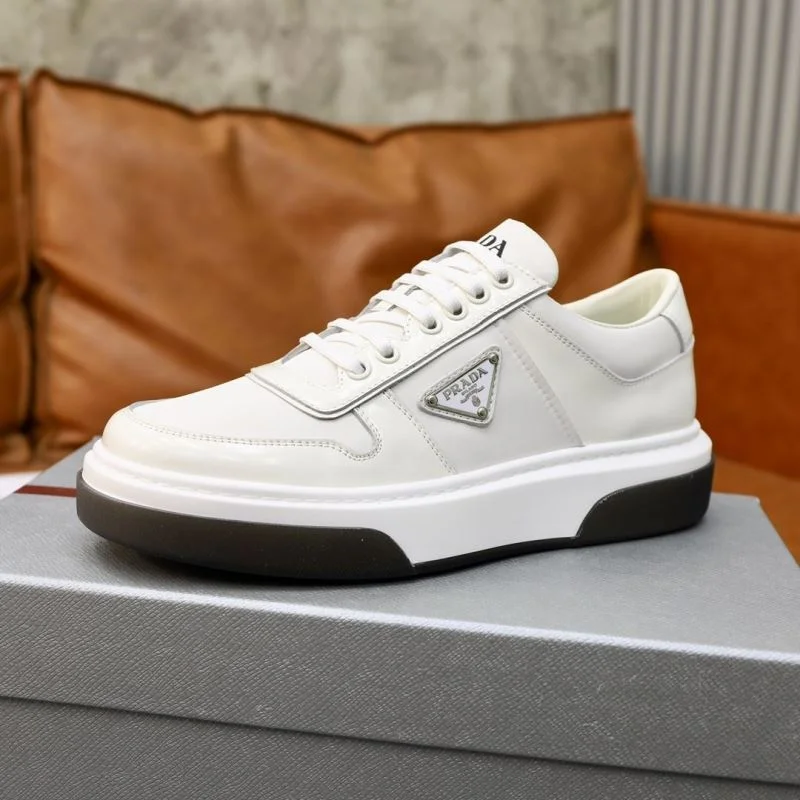 Prada Low Shoes Comfortable 35481