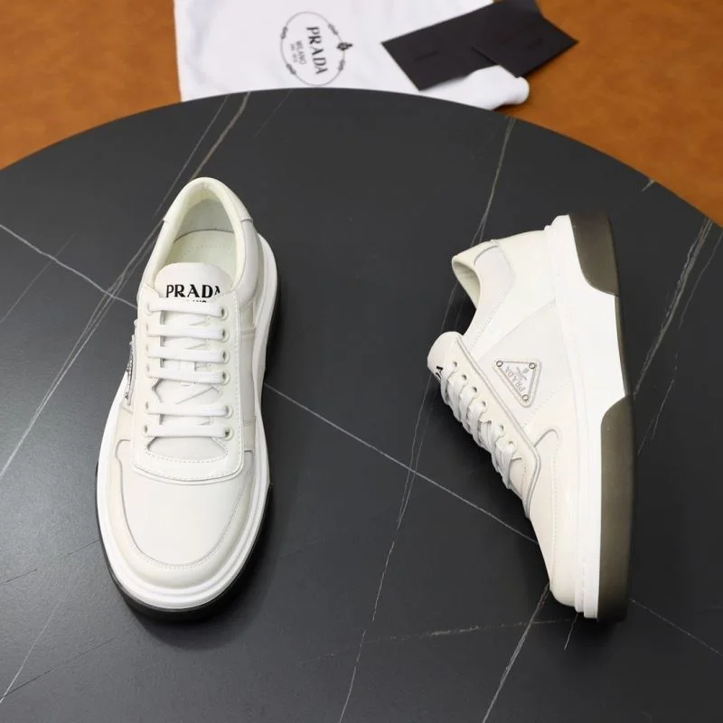 Prada Low Shoes Comfortable 35481