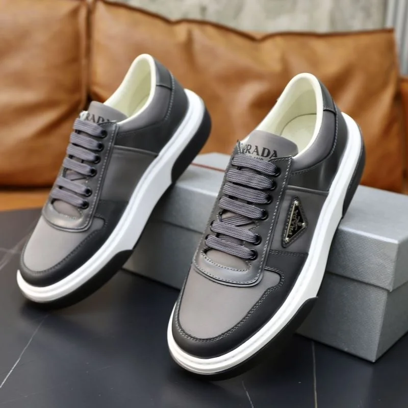 Prada Low Shoes Effortless 35482