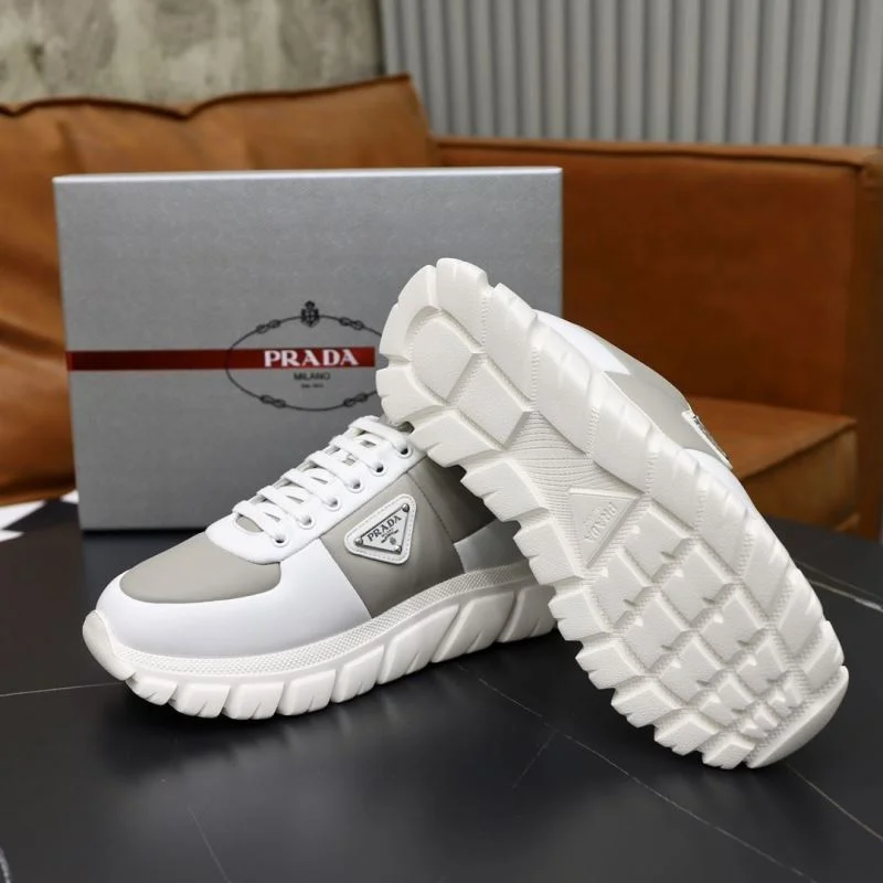 Timeless Prada Low Shoes 35484