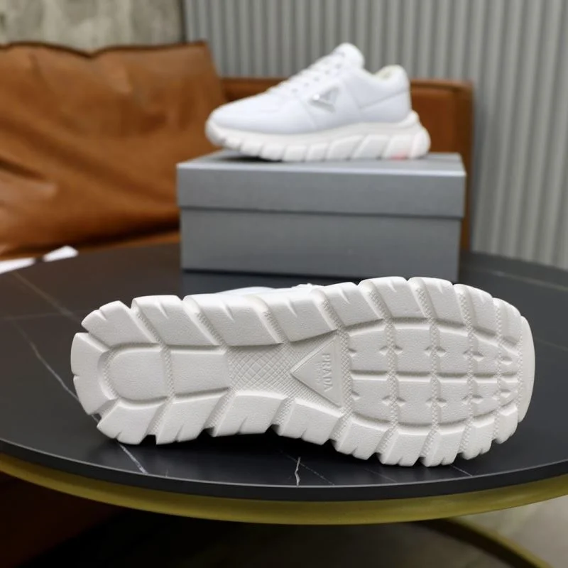 Sporty Prada Low Shoes 35488